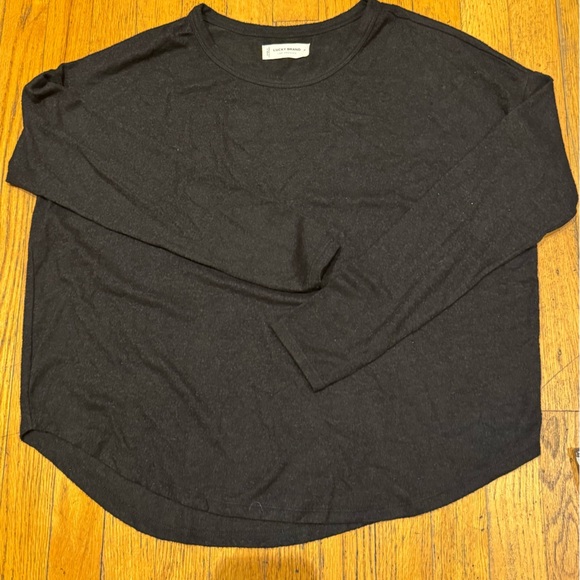 LUCKY BRAND lightweight fuzzy sweatshirt- versatile- can be dressed up! Like NEW - Picture 1 of 9